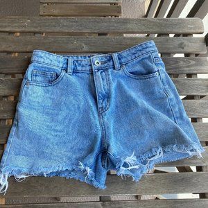 Cute denim shorts from NET (size 32)
